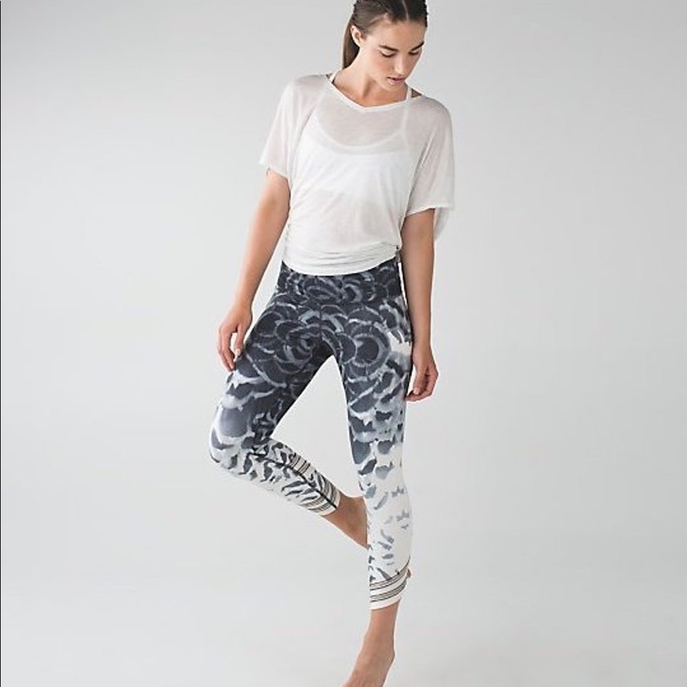 NEW - Lululemon High Times Pant SE